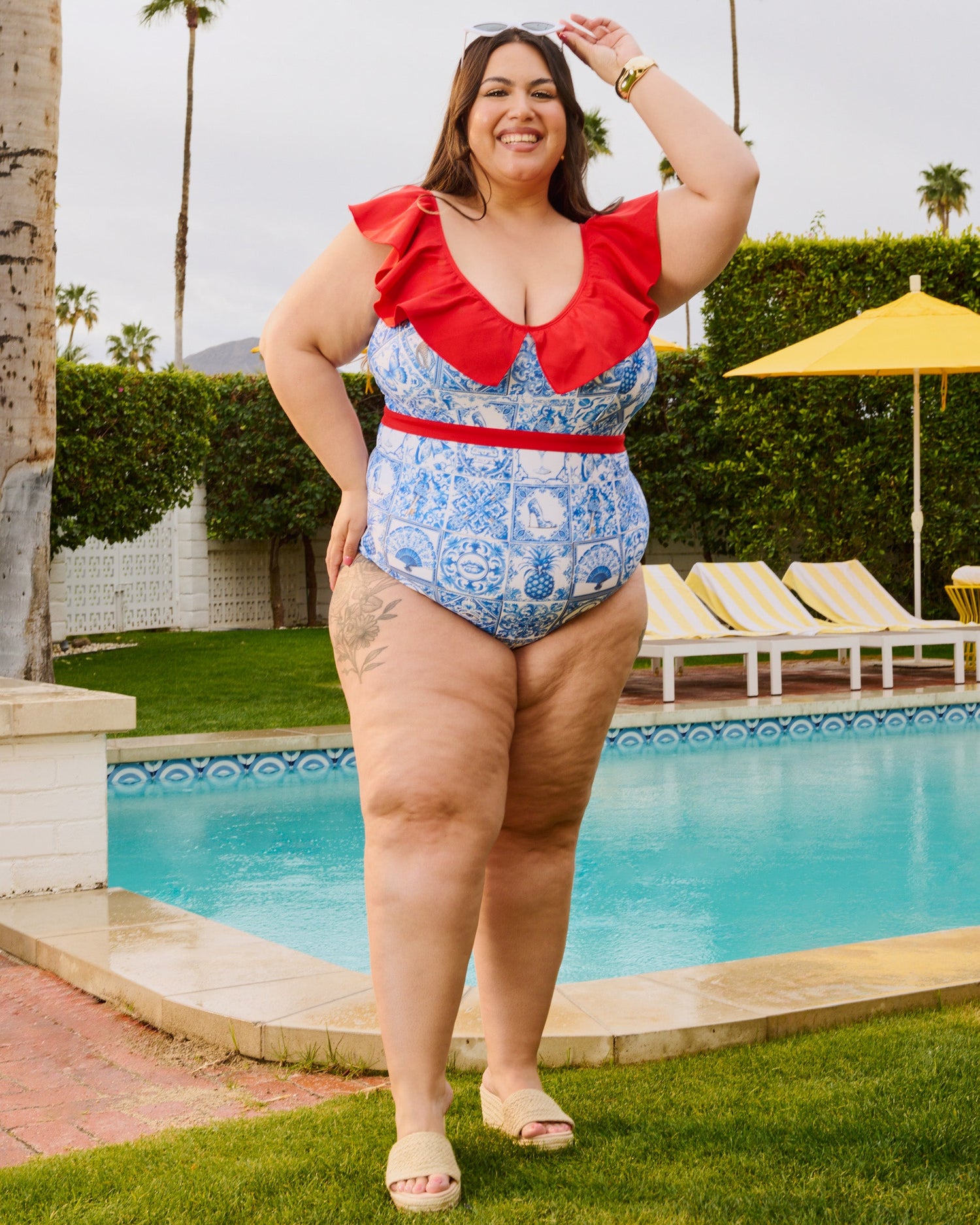 Itzel - Size F