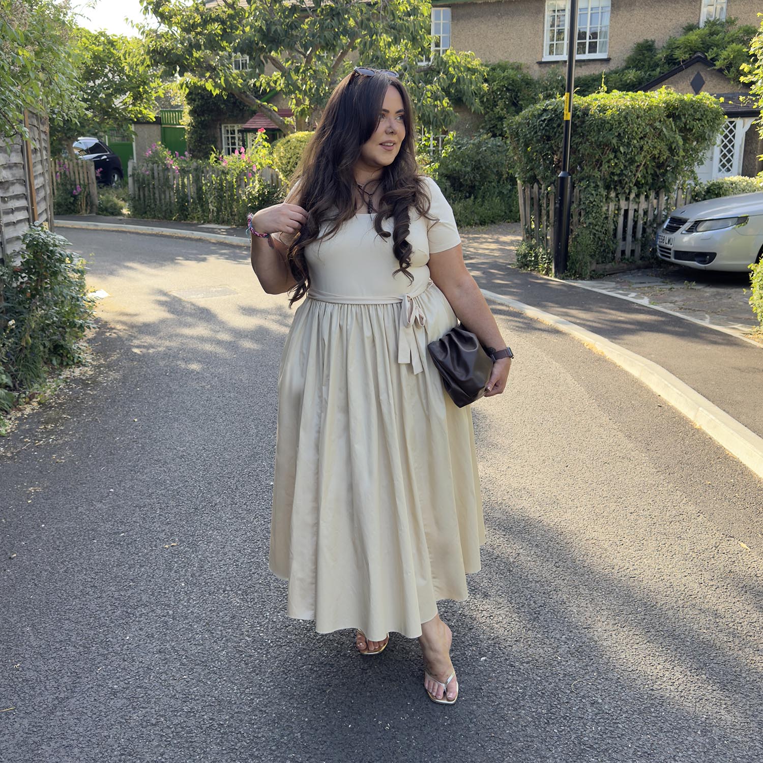 Louise, 5ft 7in / 170cm - Size E