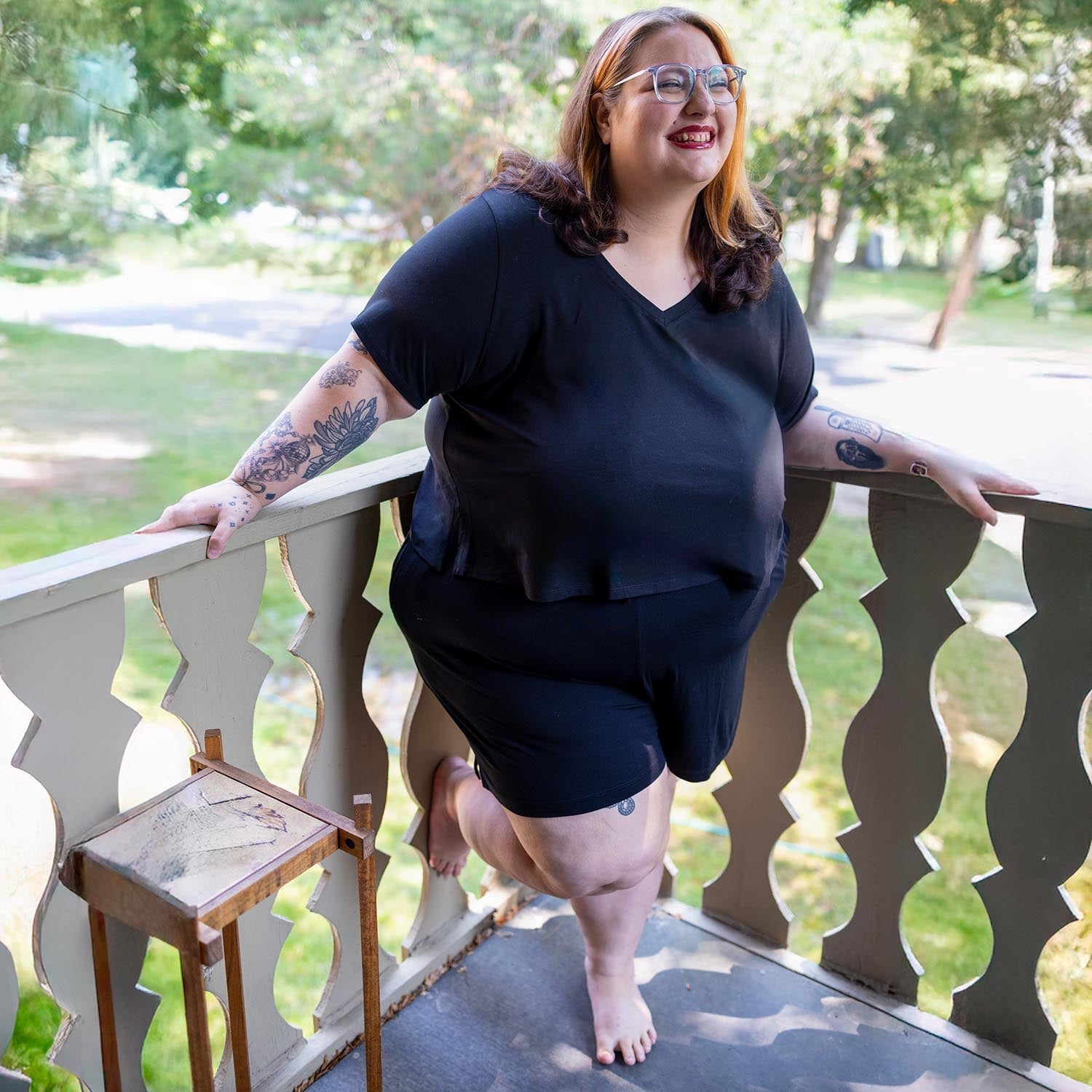 Viscose V-Neck T-shirt - Black