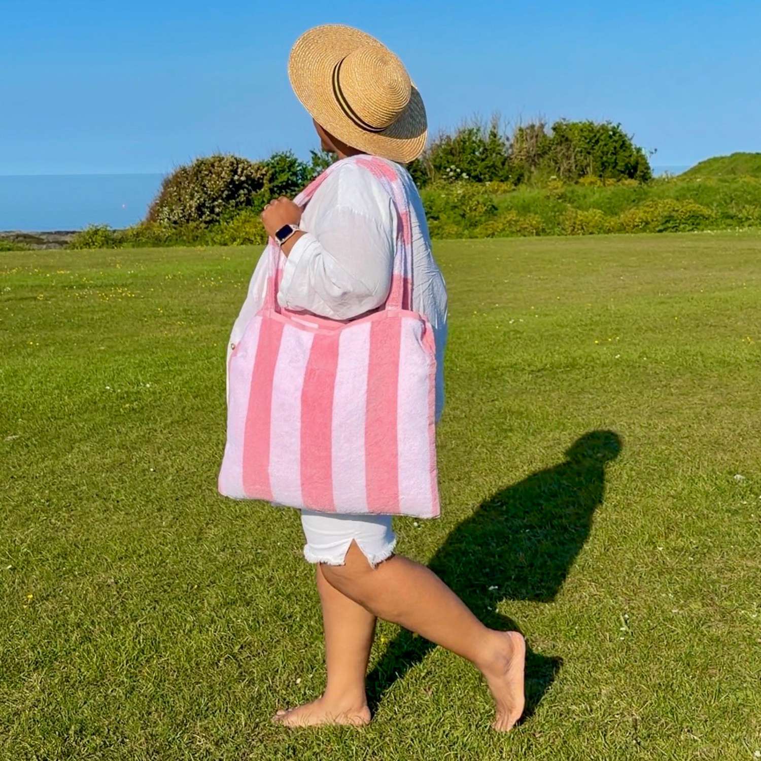 2-in-1 Beach Towel Bag - Pink and White Stripe