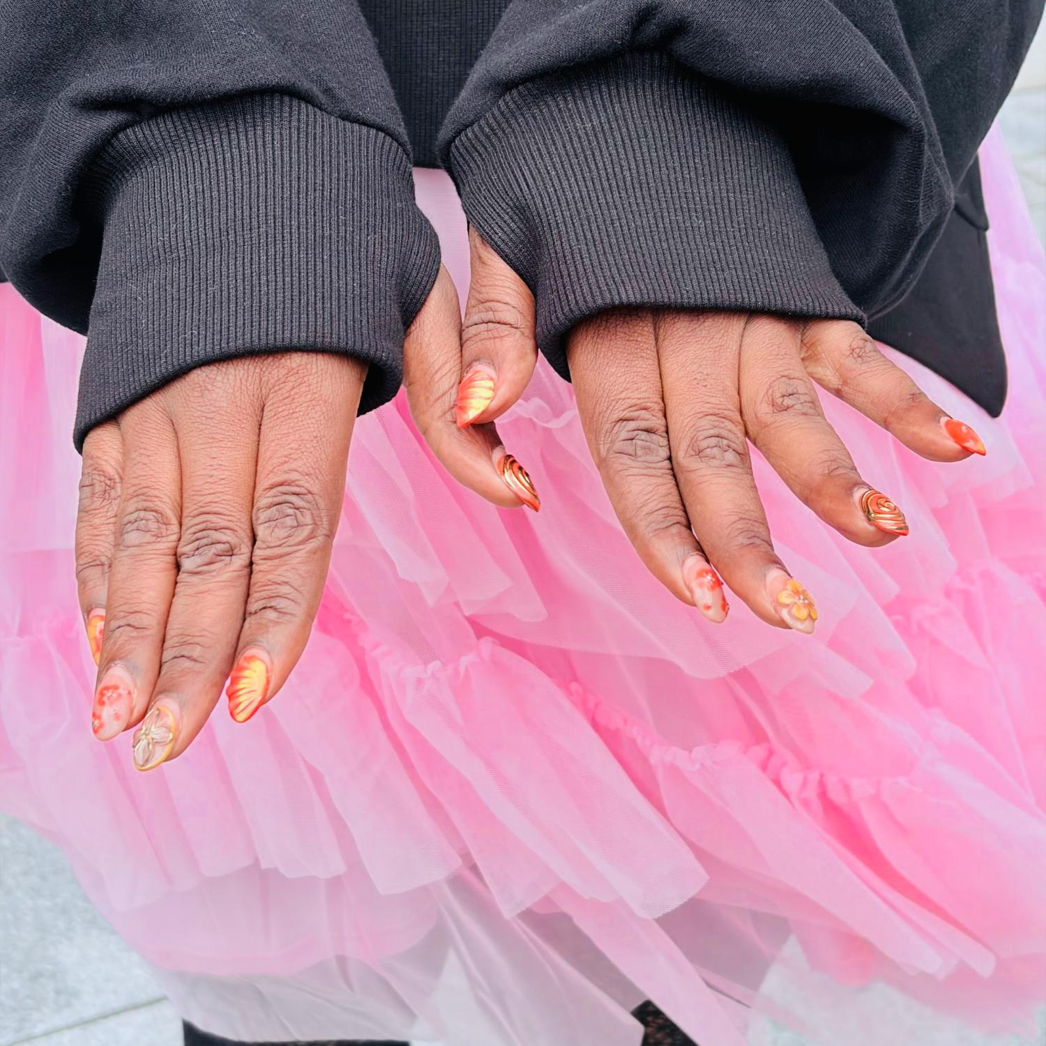 The Junko Pullover - Black