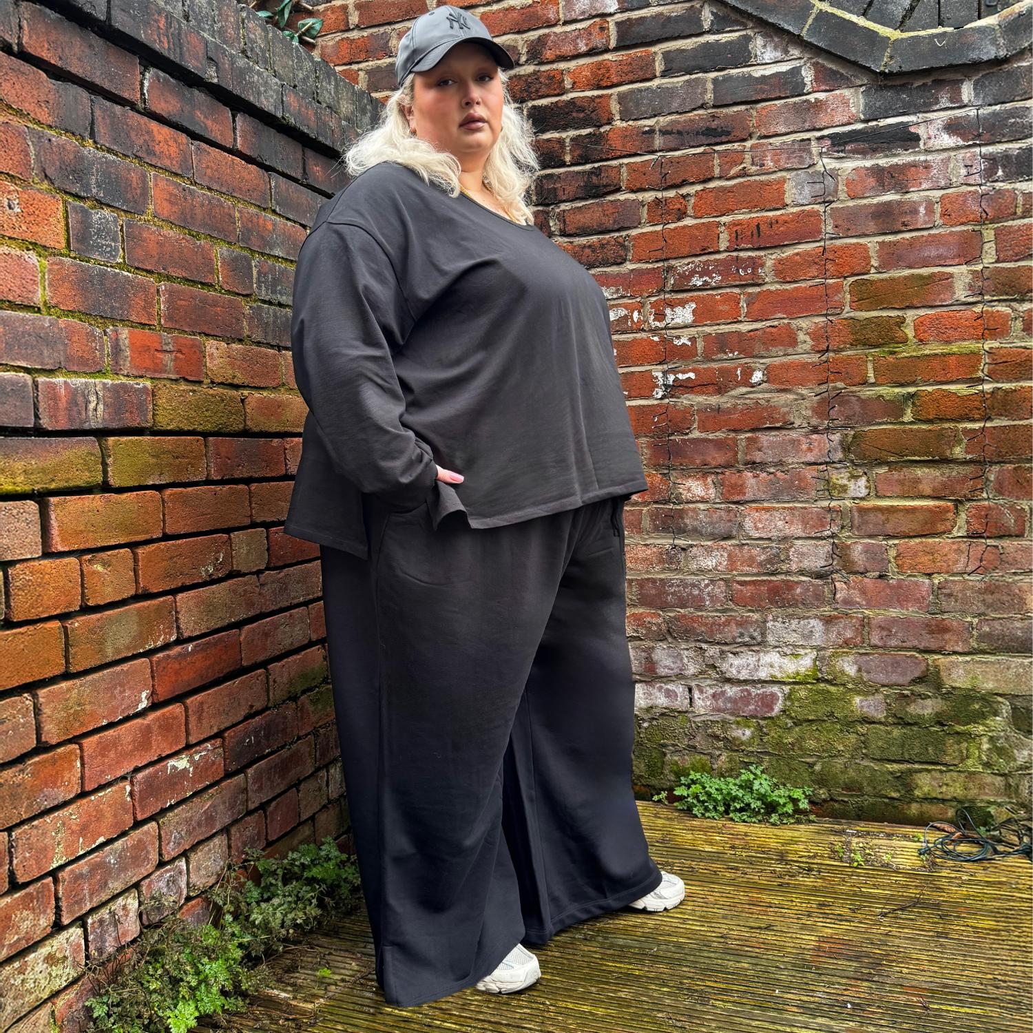 Hannah - 1.70m - Size H