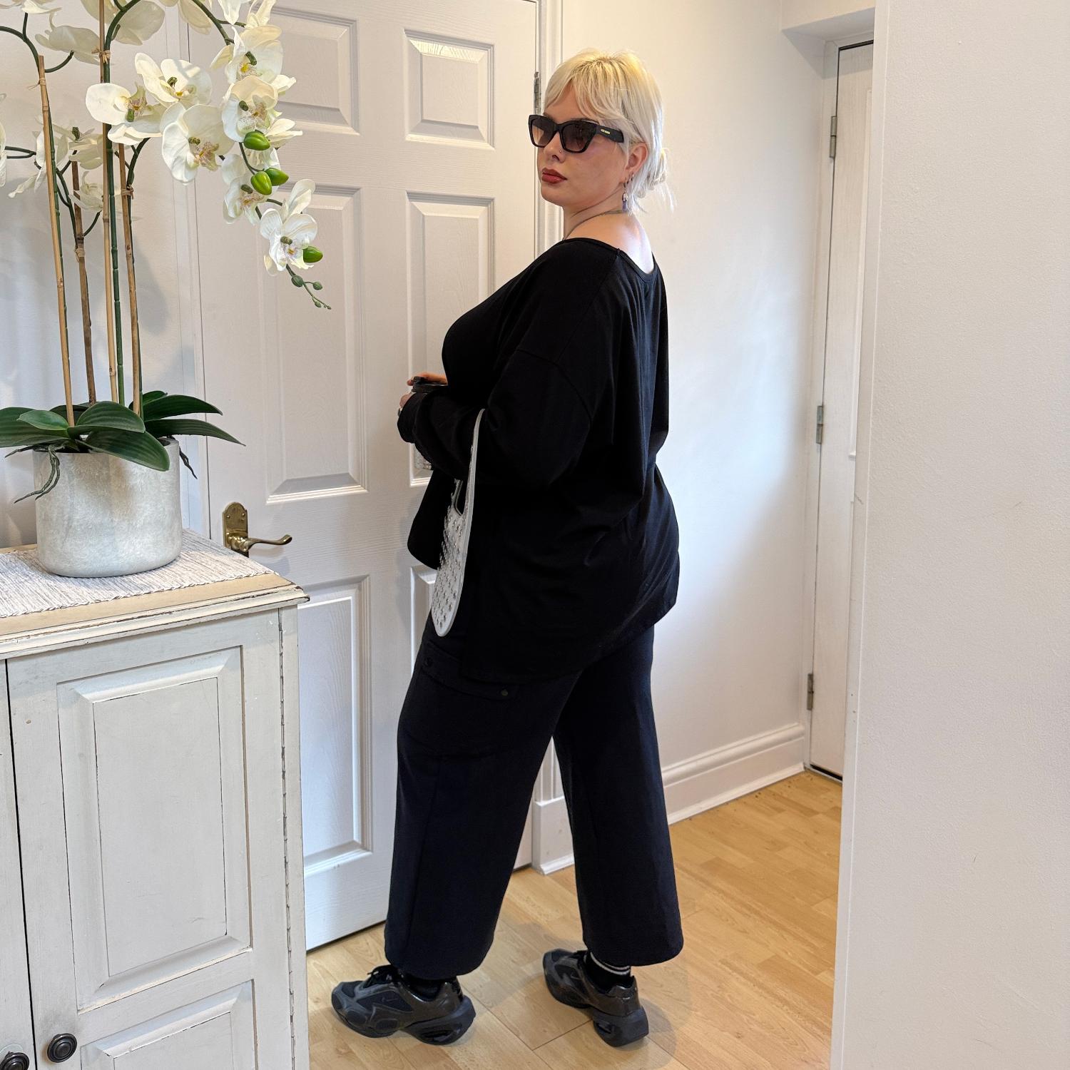 Iona - 5ft 10 - Size G