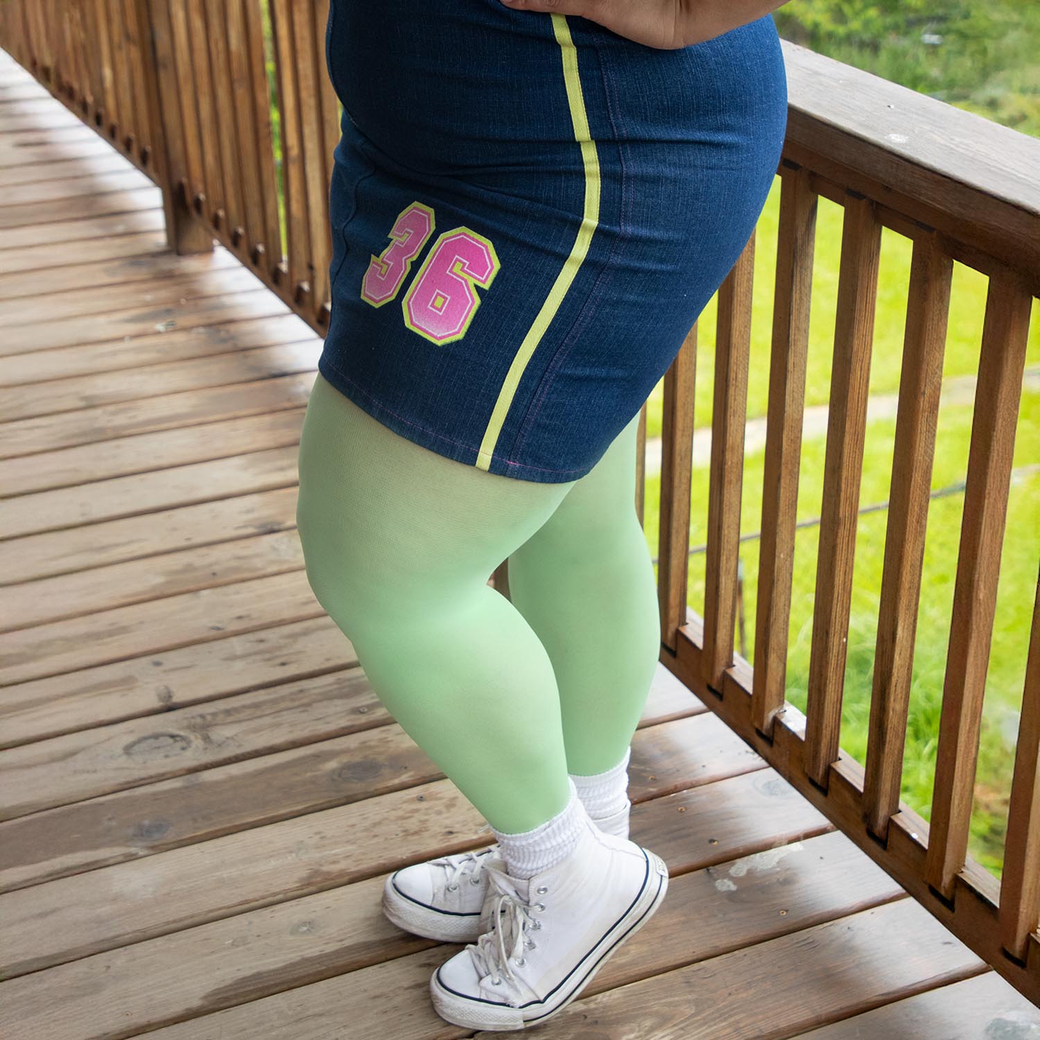 Larrissa - Size F