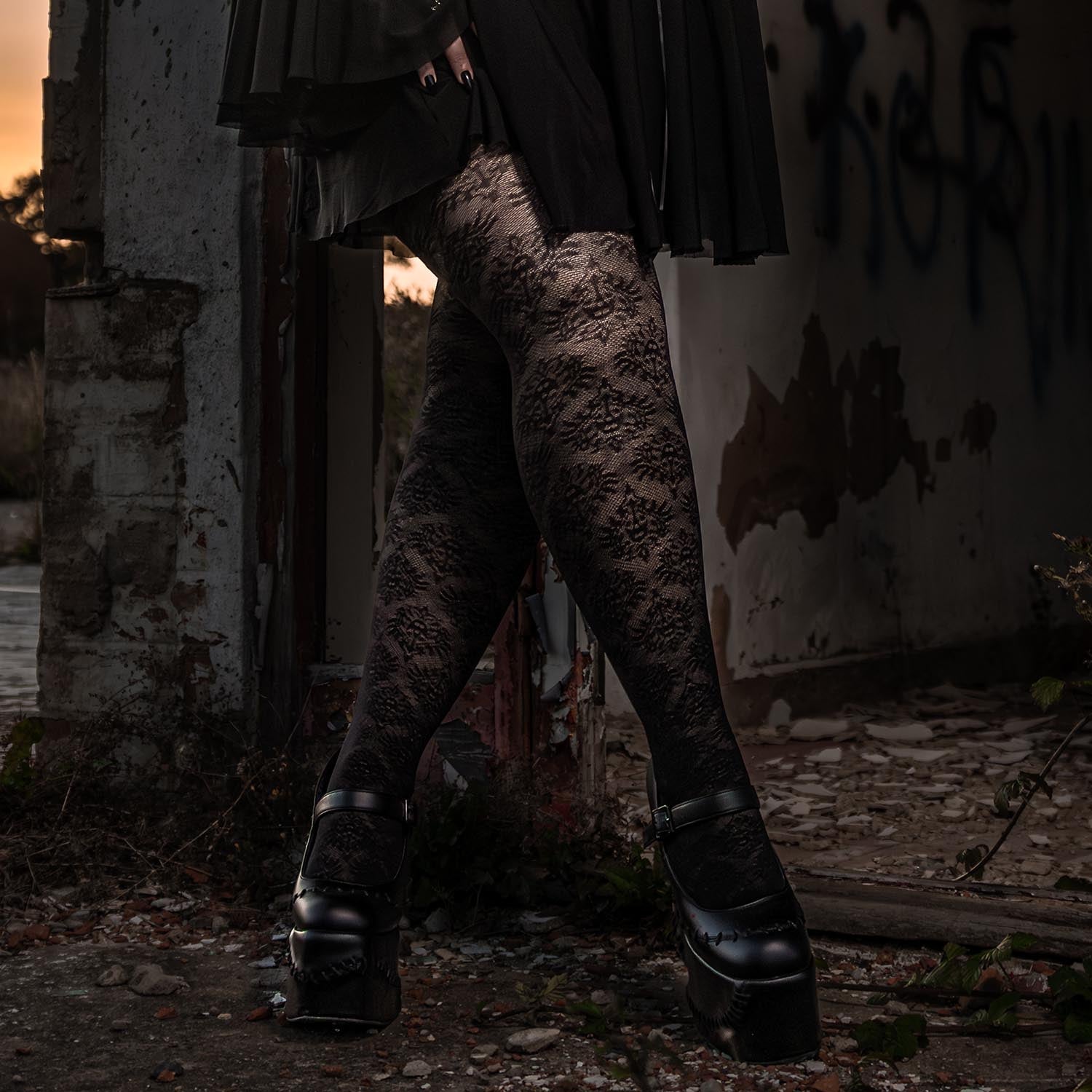 Lilith - Size F