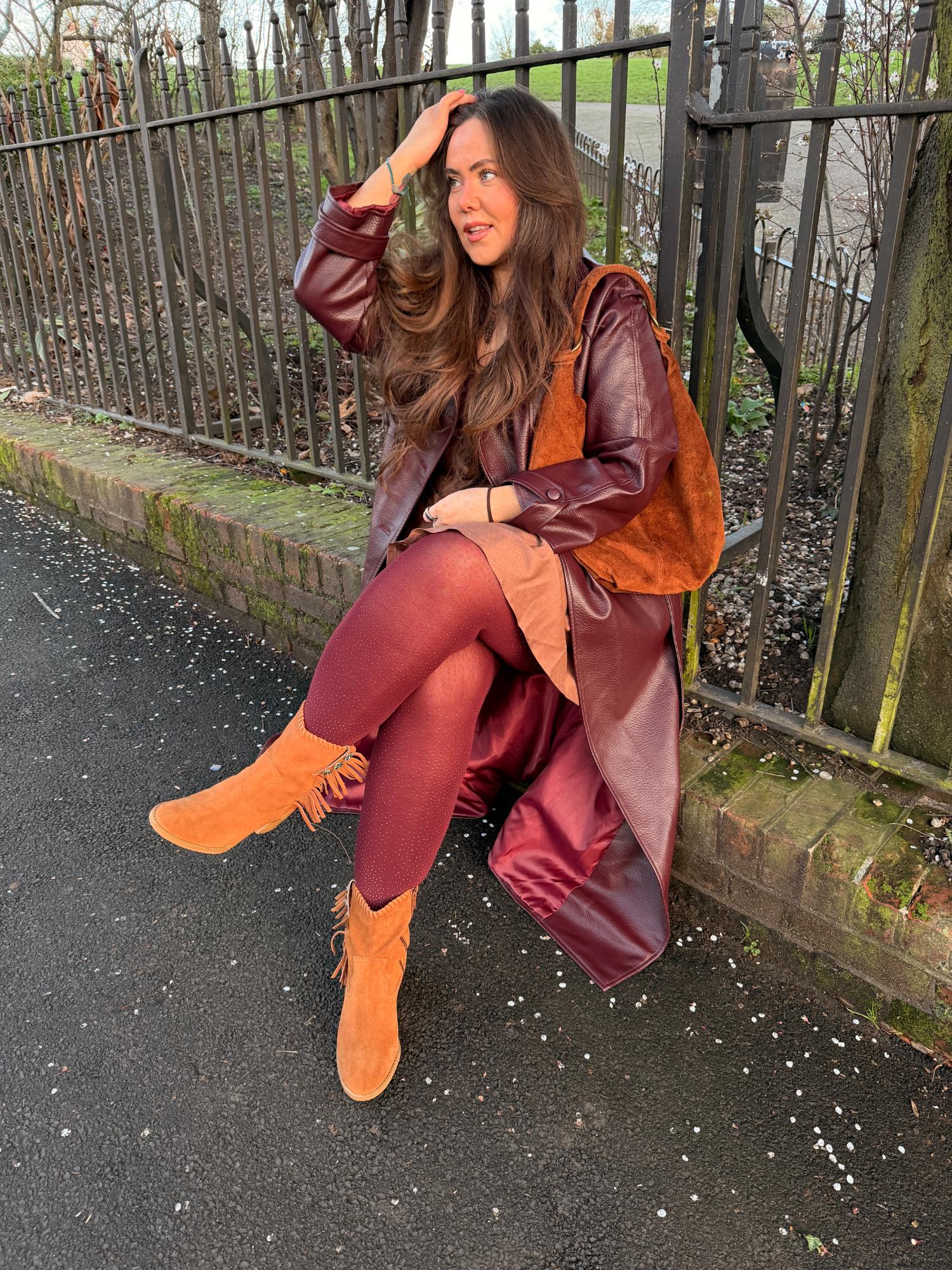 80 Denier Opaque Tights - Gold Glitter