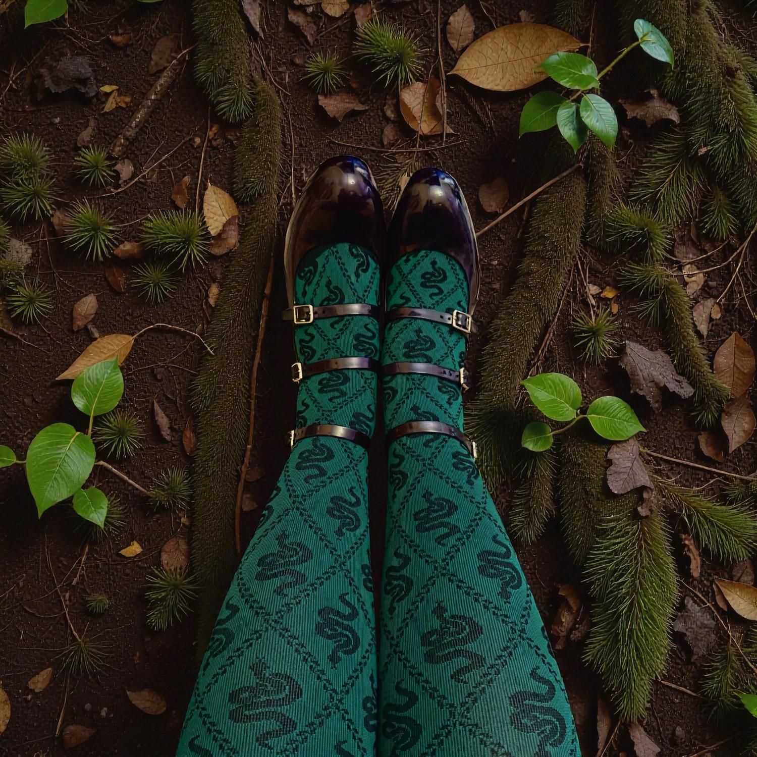 80 Denier Opaque Tights - Corra Snakes - Foliage Green